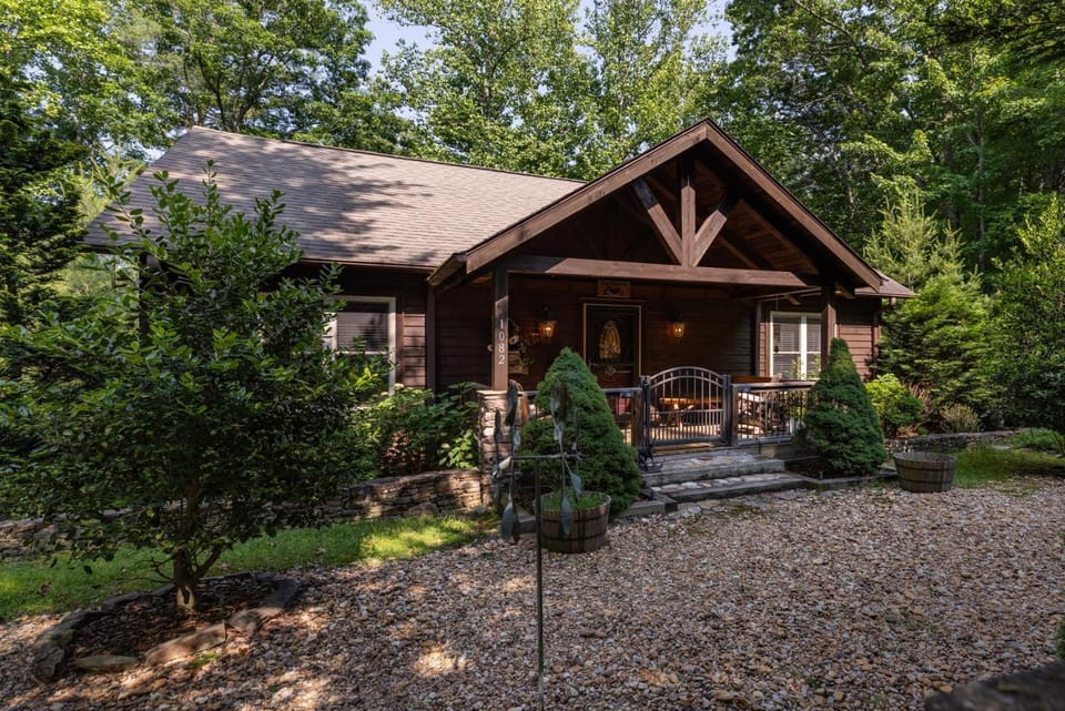 Mountain Daze - Powder Horn Mountain - Hot Tub House in Watauga