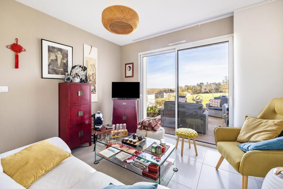Property building, Living room