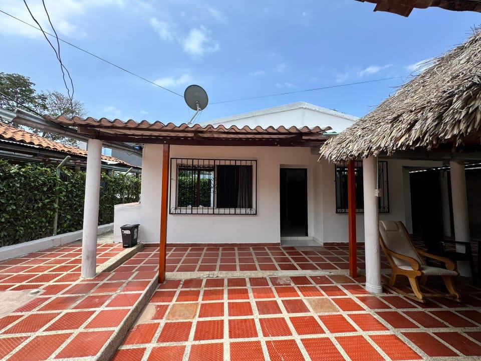 Casa Cabaña Elena - Coveñas House in Colombia