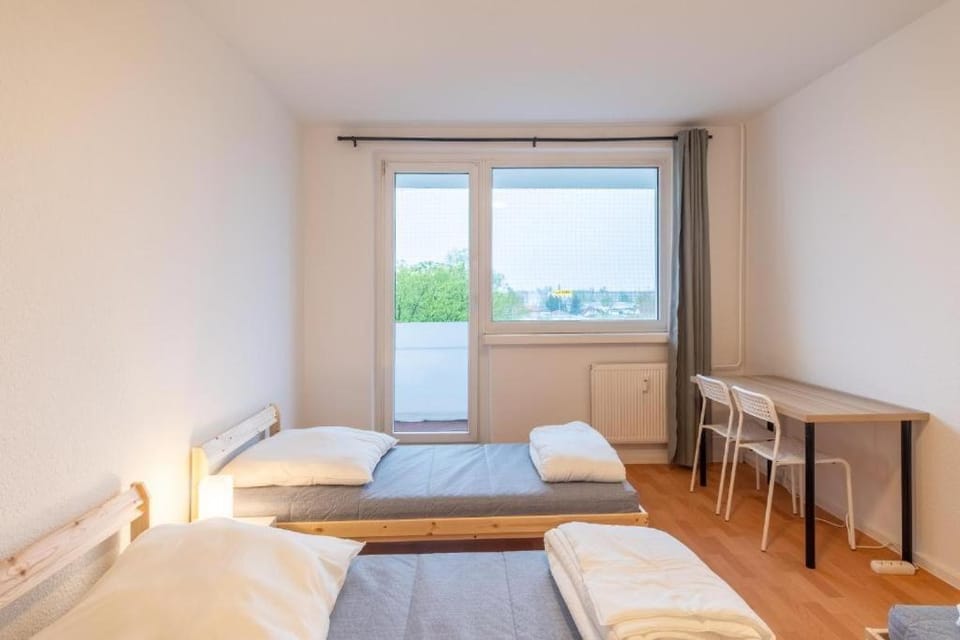 Bed, Balcony/Terrace, Bedroom