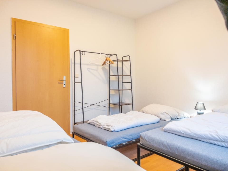 Unterkünfte für große und kleine Gruppen mit Waschmaschine, vollausgestatteter Küche Apartment in Magdeburg