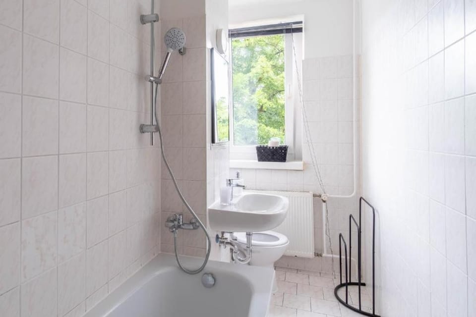 Bathroom, Bath