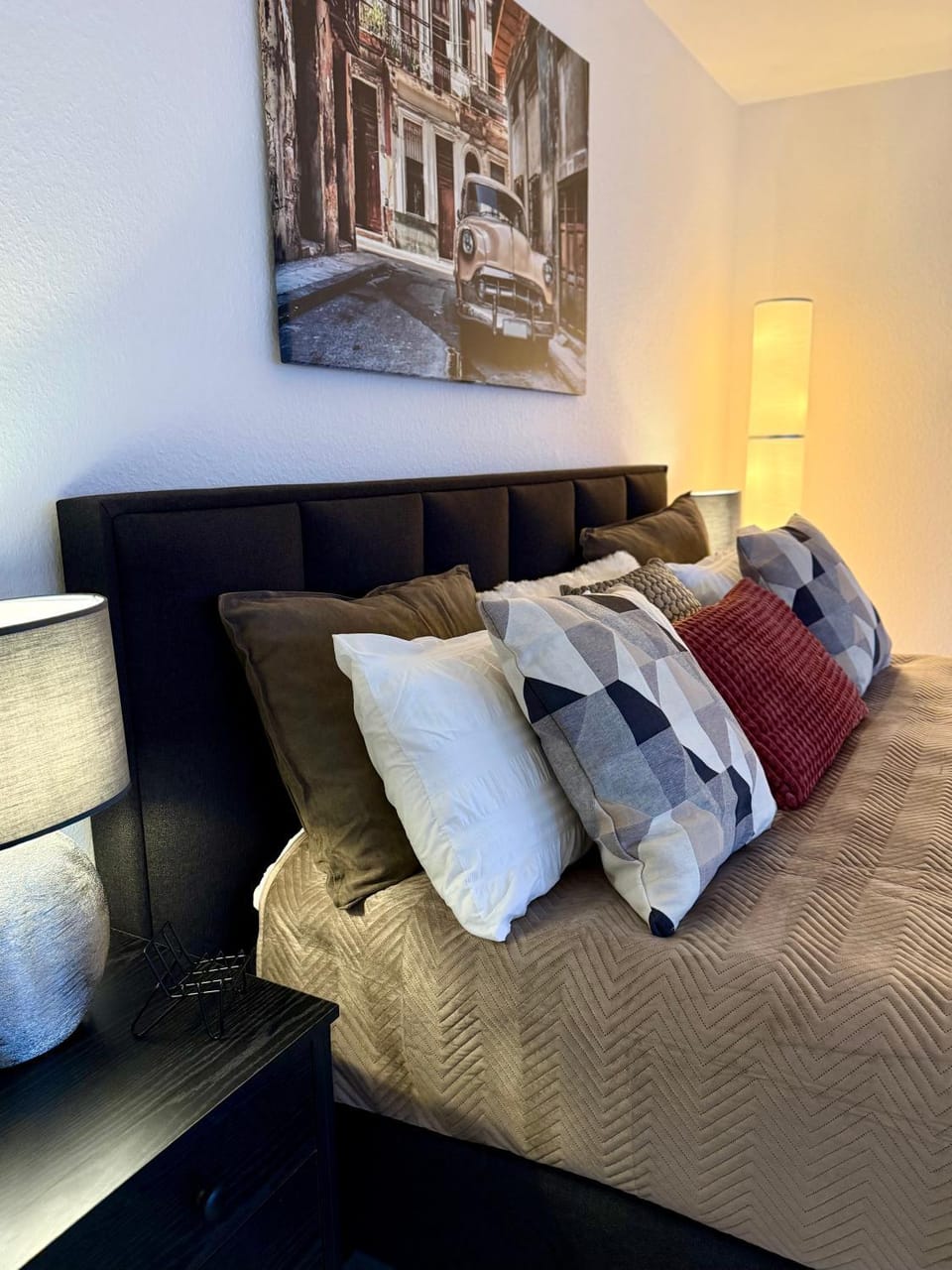 30 Min to Düsseldorf & 30 Sec to Schwebebahn Apartment Apartment in Wuppertal