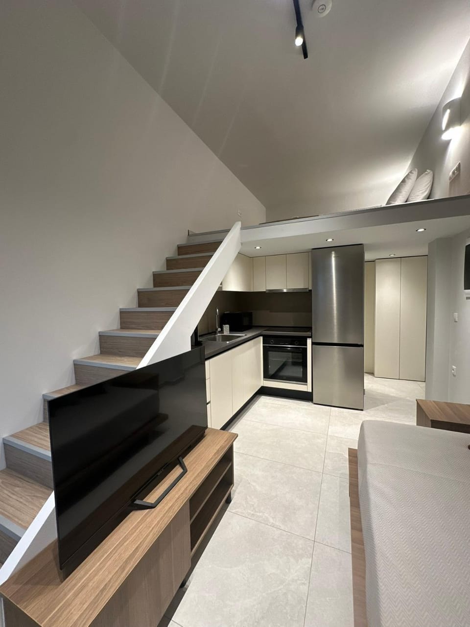 Communal lounge/ TV room, TV and multimedia, Kitchen or kitchenette, Evening entertainment, minibar, pet friendly, stove