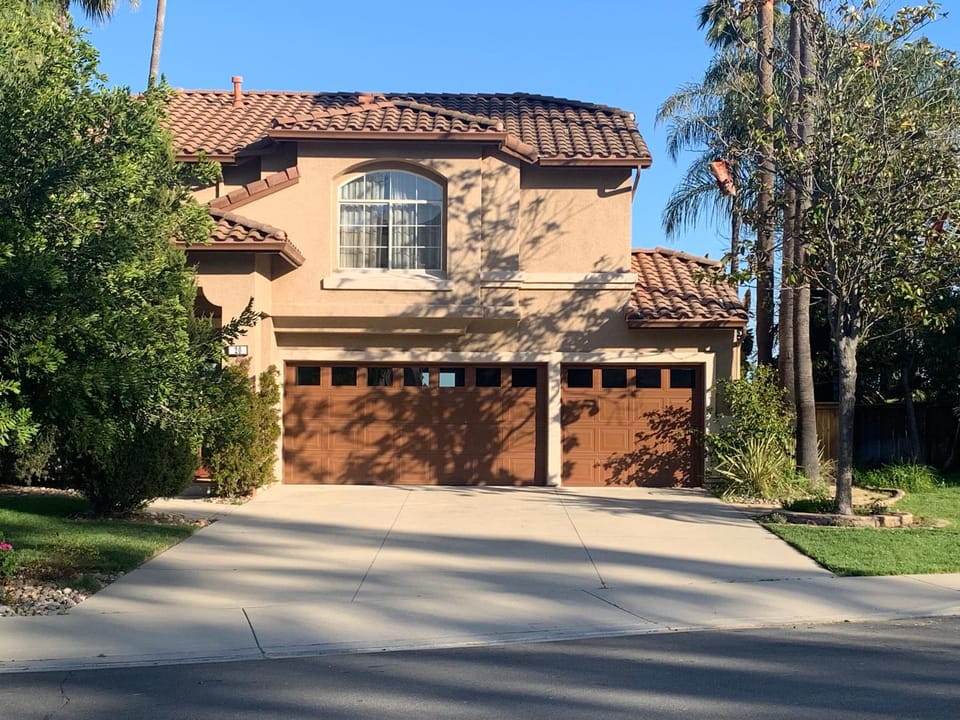 Property building, Spring, Day, Street view