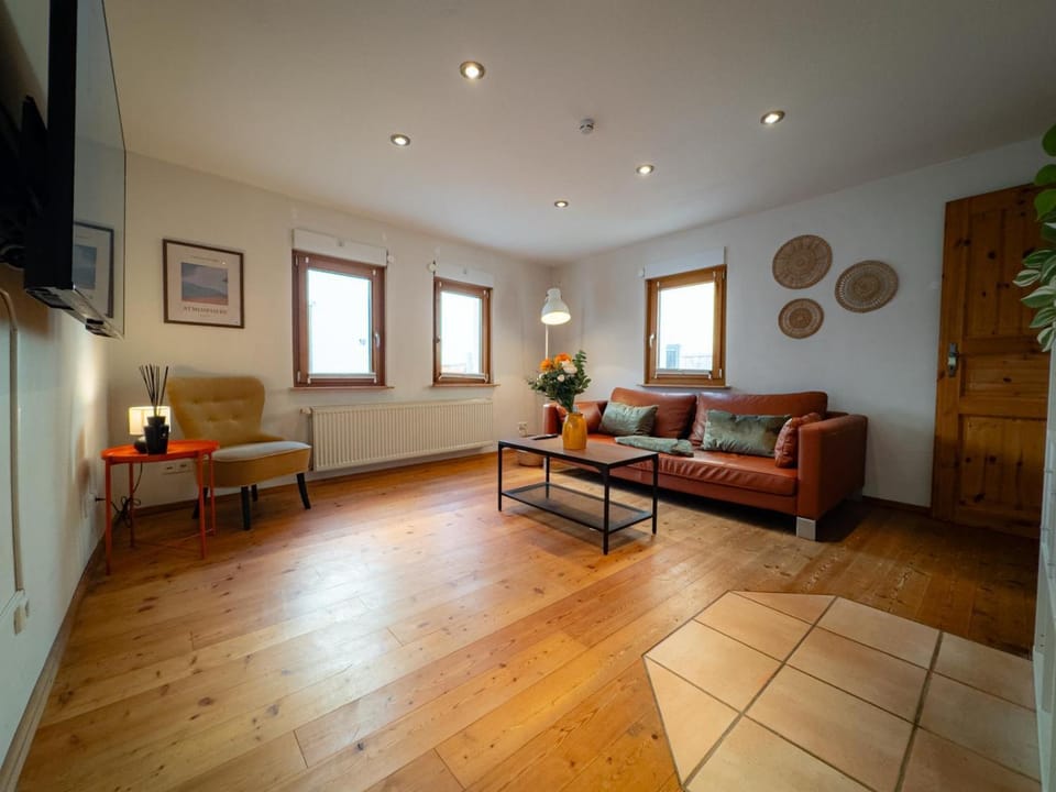 Communal lounge/ TV room, TV and multimedia, Living room