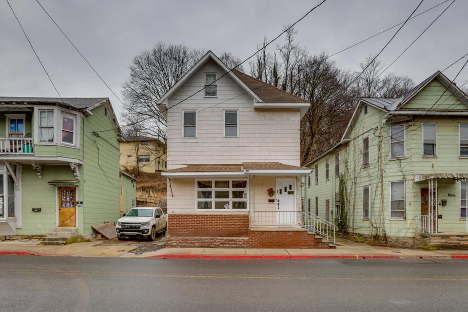 Walk to Potomac River! Studio w/ Shared Sauna Apartment in Garrett County