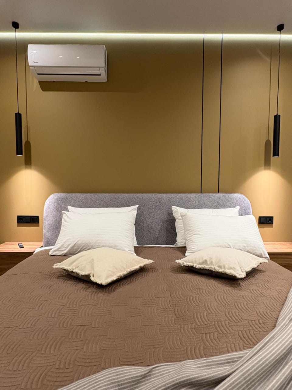 Нові арартаменти в центрі Окрема спальня Apartment in Ukraine