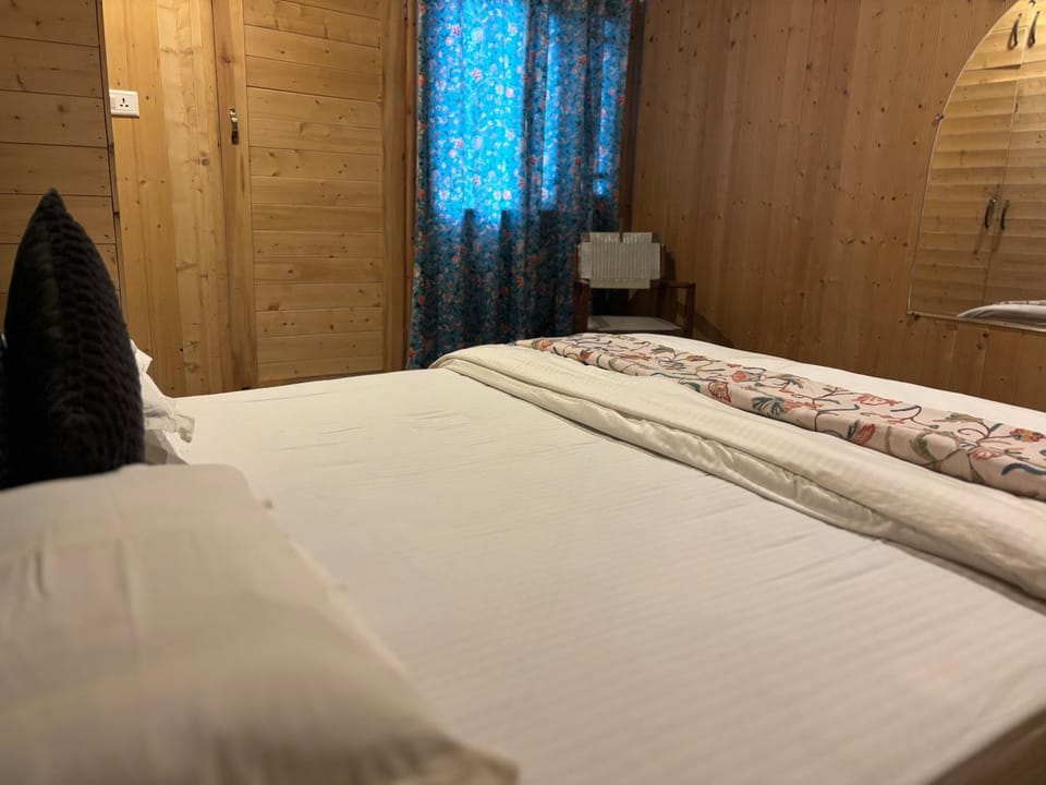 Bed, Bedroom, wardrobe