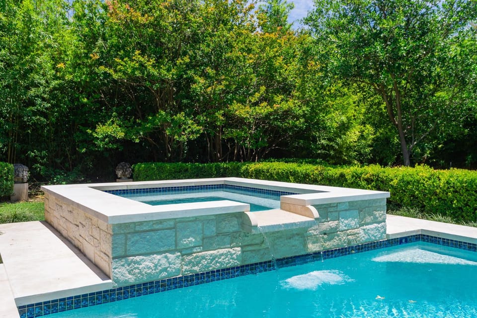 Hot Tub, Garden view, Pool view