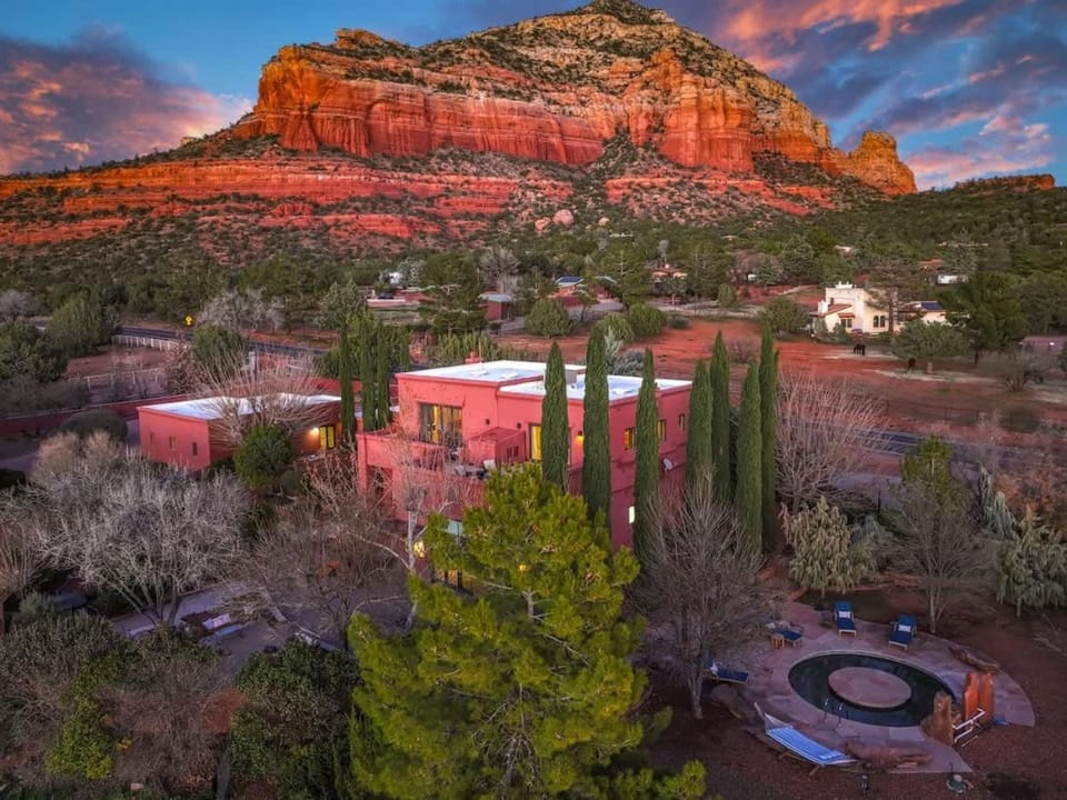 Dry Creek Sunstone 6BR Red Rock Views House in Sedona