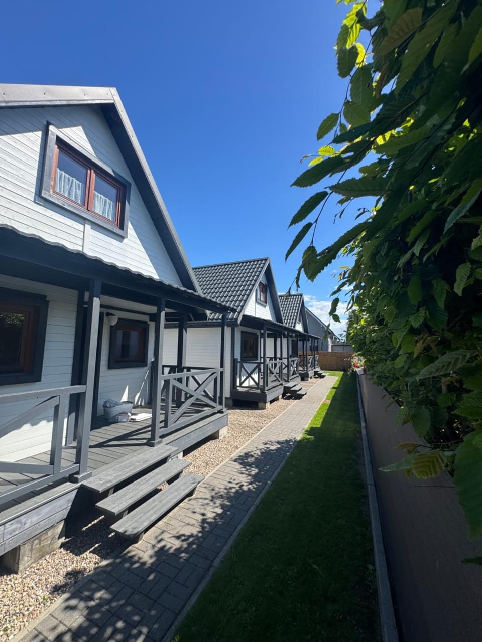 Property building, Day
