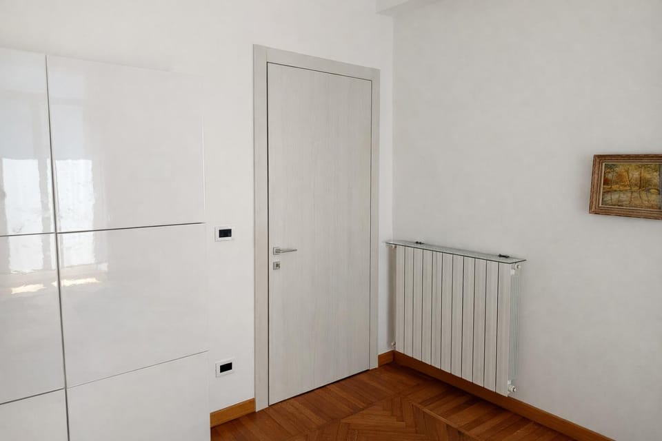 Bedroom, wardrobe
