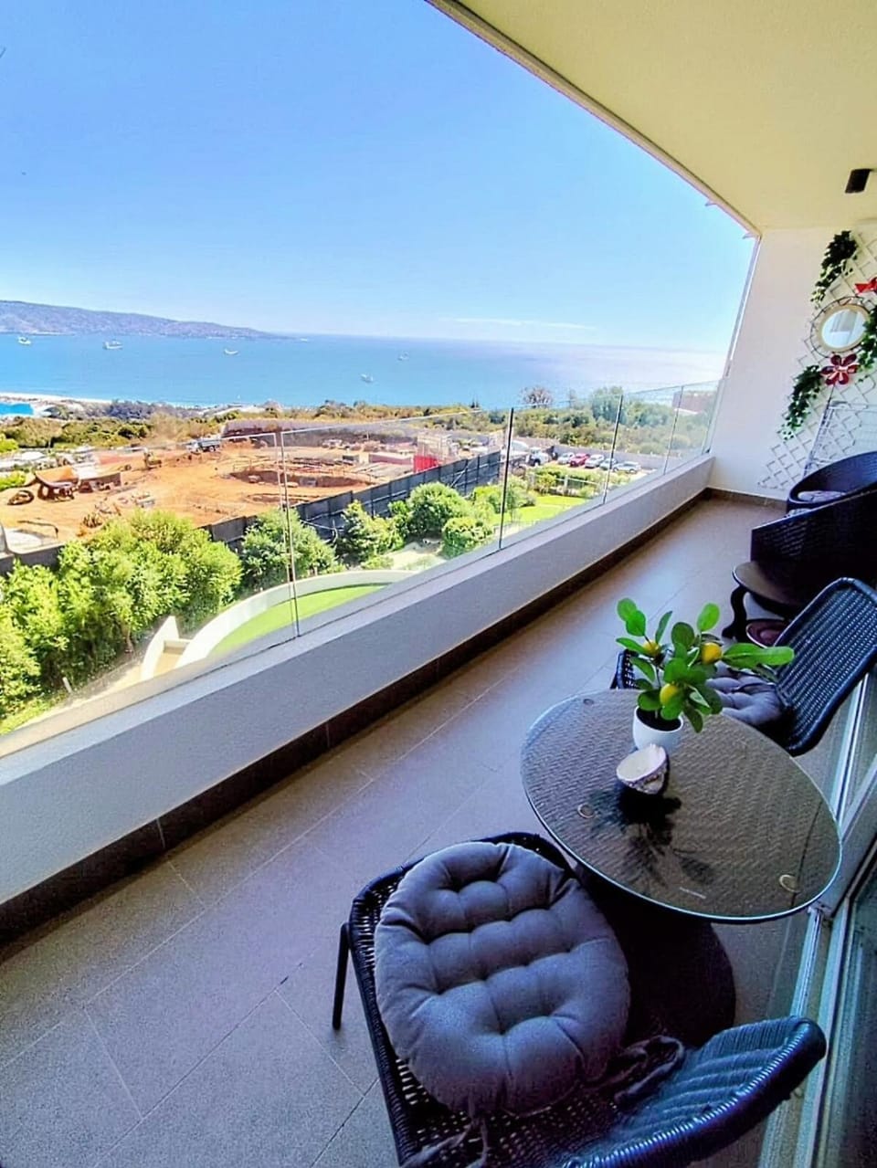 Reñaca, vista al mar y piscina temperada Apartment in Vina del Mar