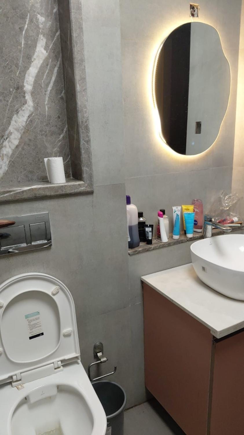 Cozy Stay At Supernova Noida Apartment in Noida