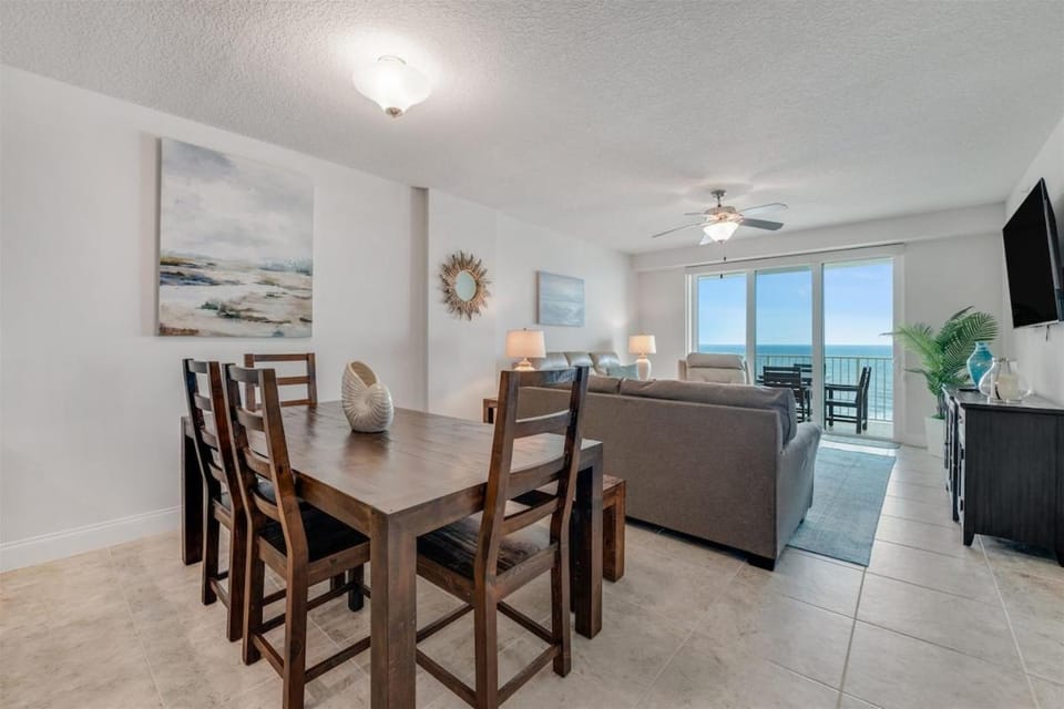 Ocean Star at The Aruba Apartment in Daytona Beach Shores