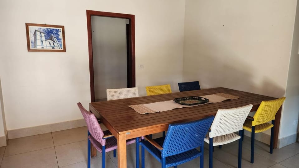 Chacrinha Juvenil House in Trindade