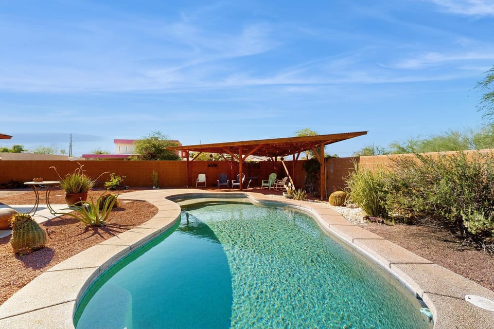 Hummingbird Hideaway House in Catalina Foothills
