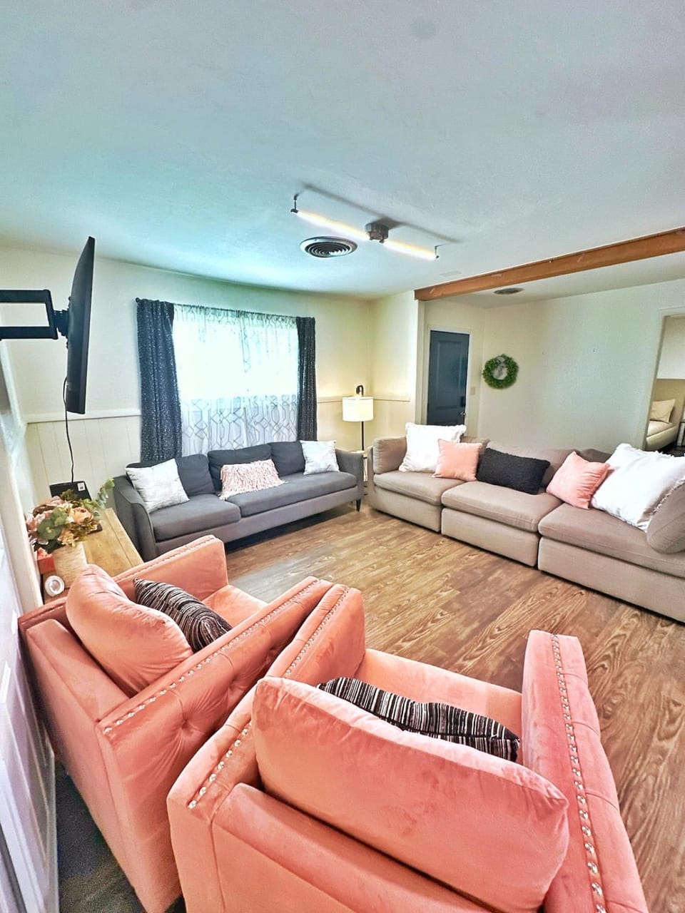 Game room family home near downtown OKC House in Oklahoma City