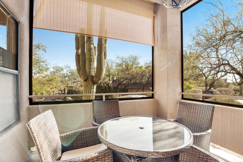 Canyon Crest Condo House in Catalina Foothills