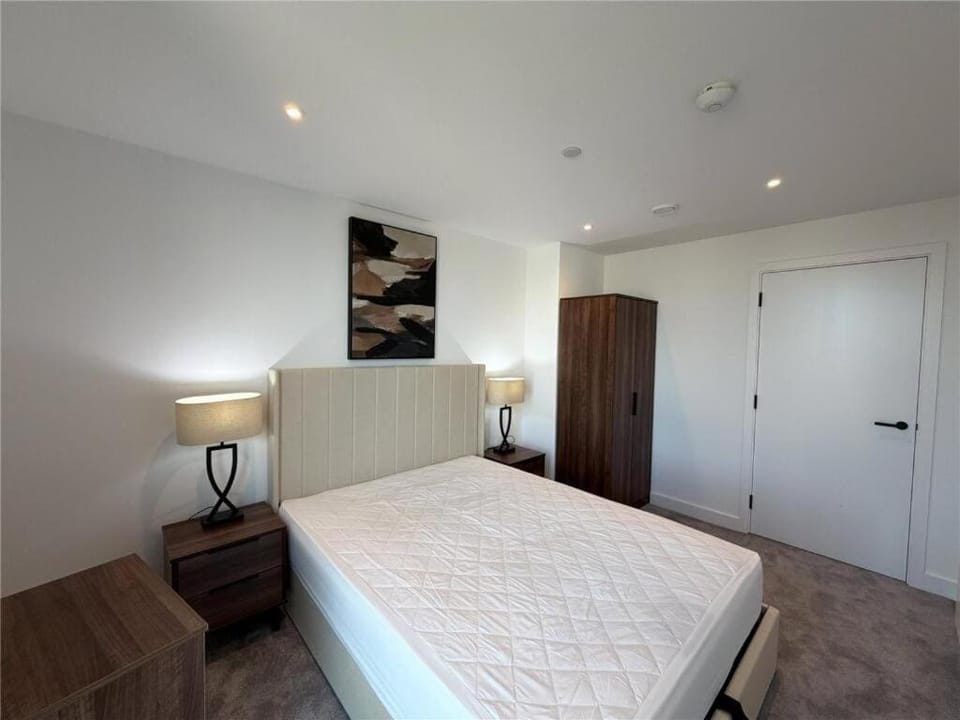 Luxury Skyline Apartment with Premium Facilities- Central M3 Apartment in Salford
