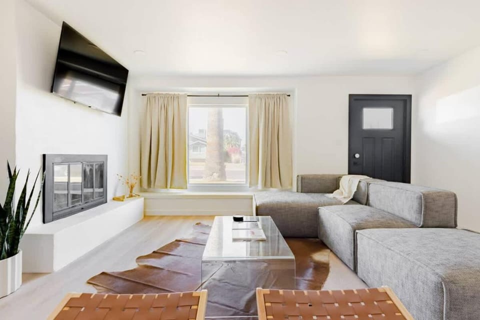 Renovated Retreat Old Town Scottsdale Sleeps 6 House in Scottsdale