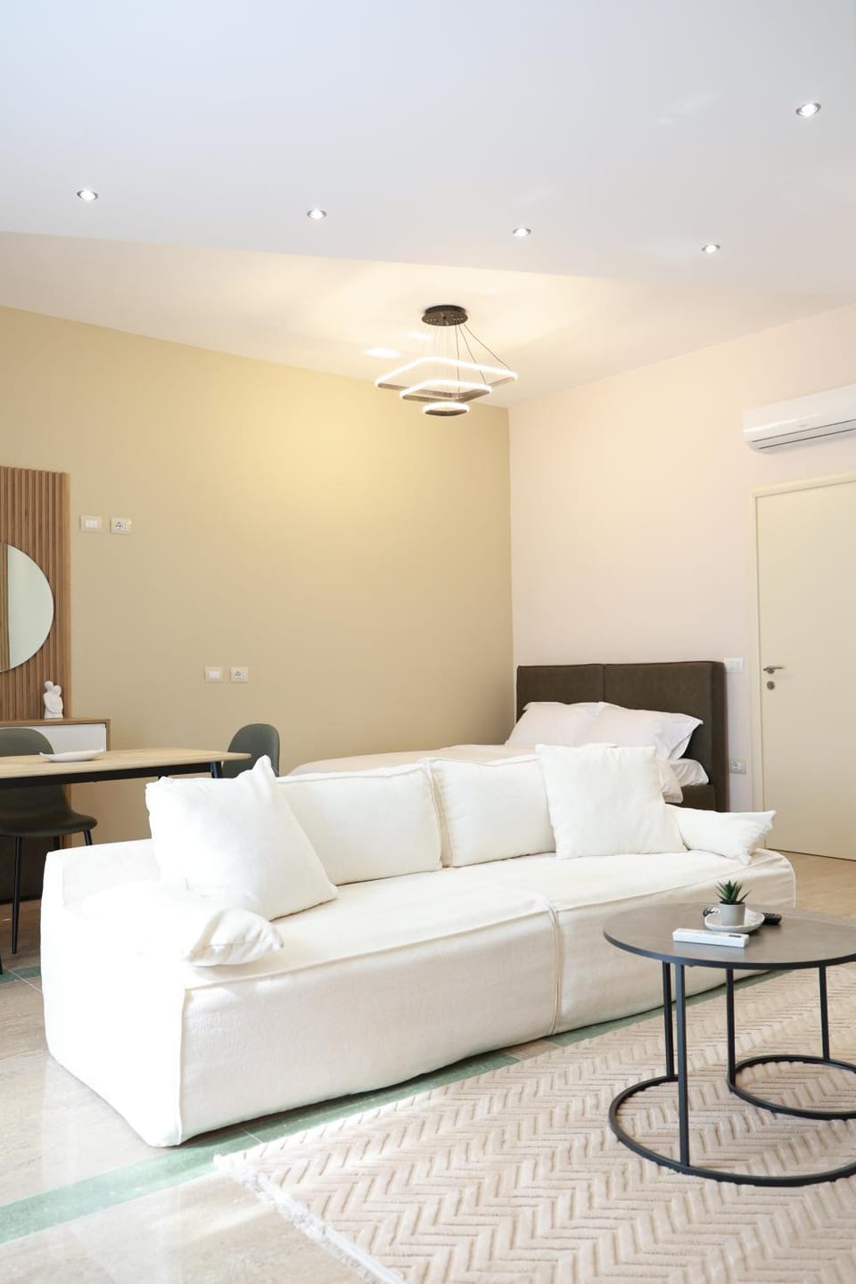 Palm Haven Premium Stay Apartment in Tirana County, Albania