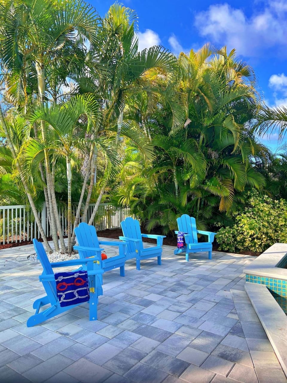 Oldsmar Bayview Oasis Pool Hot Tub Newly Remodeled Sleeps 8 House in Oldsmar