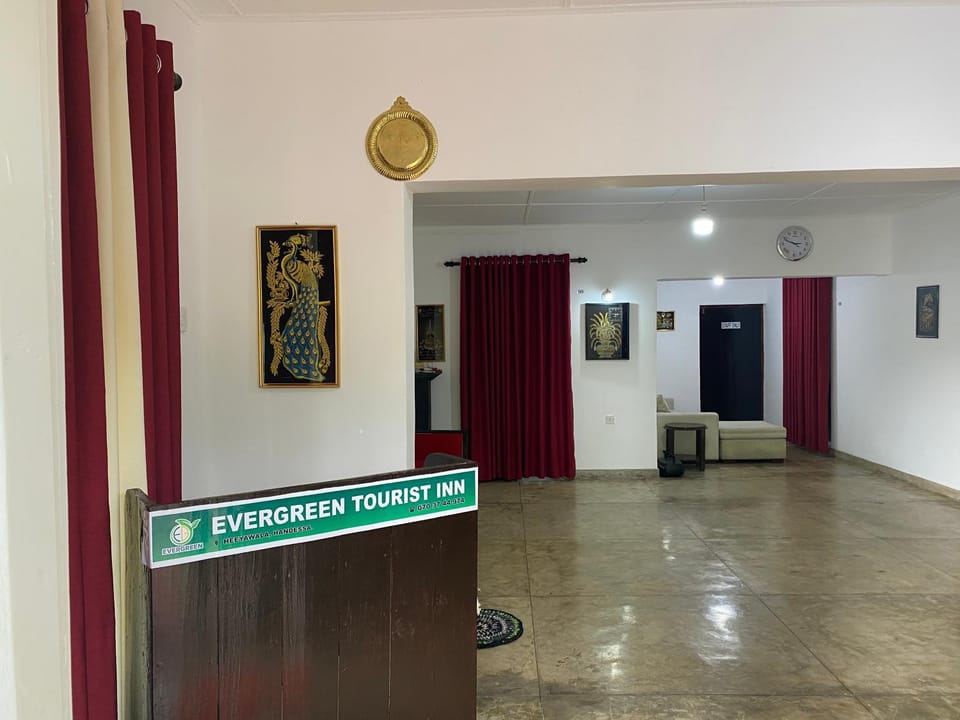 Evergreen tourist inn Hotel in Central Province