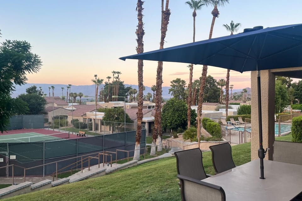 Ridgecrest Retreat House in Palm Desert