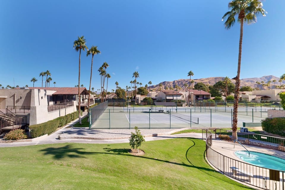 Canyon Country Club Unit 58 House in Palm Springs