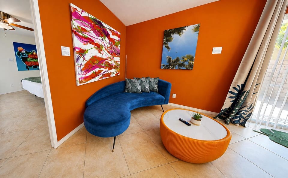 Sunrise Palms Paradise House in Palm Springs