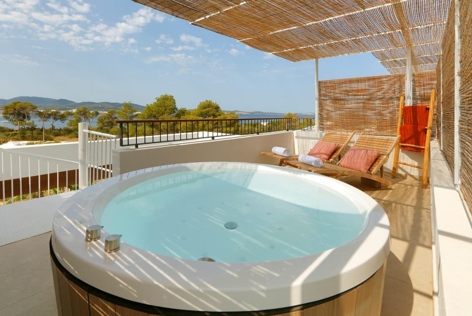 Balcony/Terrace, Bath