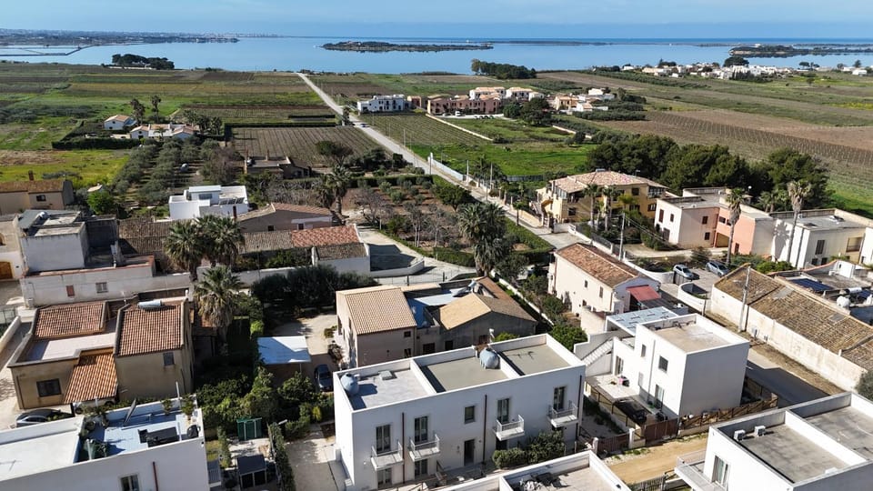 Neighbourhood, Natural landscape, Bird's eye view