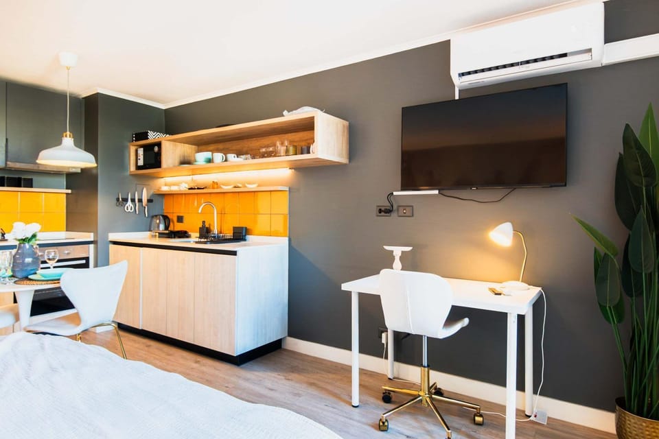HOM I AireA I Metro Irarrazaval I Nunoa I 2Pax Apartment in Santiago