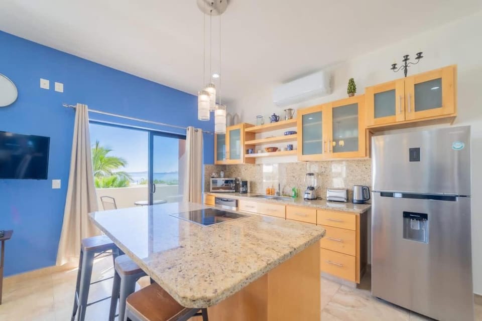 Oceanview condo w Resort amenities Steps to Beach House in Baja California Sur