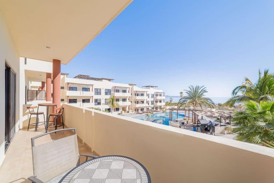 Oceanview condo w Resort amenities Steps to Beach House in Baja California Sur