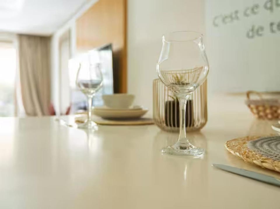 Bright Luxury Studio Apartment - City Center Apartment in Casablanca