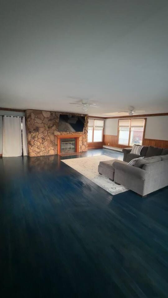 Stylish Entire Home w/ Pool & Relaxing Patio House in Patchogue