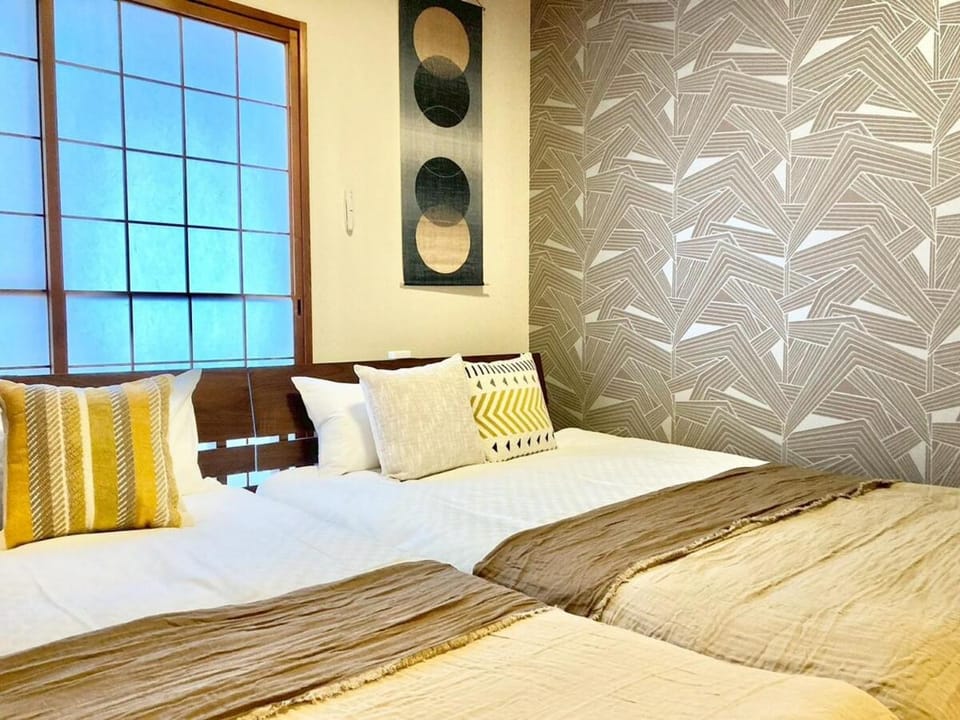 Neo Universal 04 House in Osaka