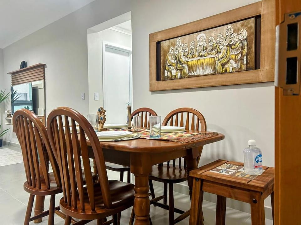 Dining area, Meals