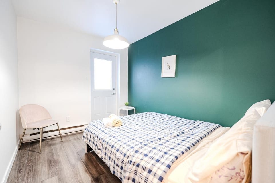 Appartement Deux chambre Griffin Town Apartment in Montreal