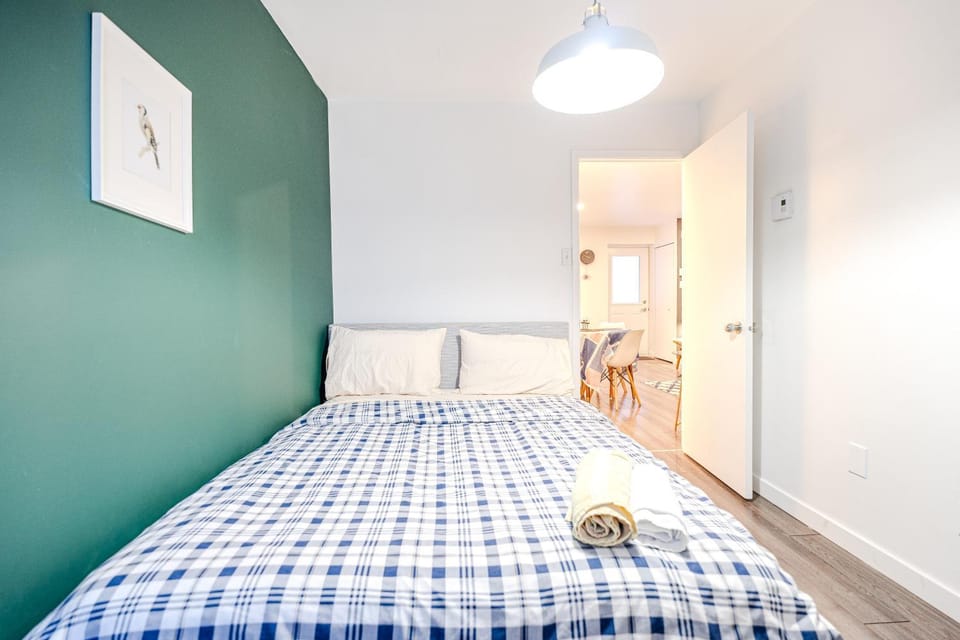 Appartement Deux chambre Griffin Town Apartment in Montreal