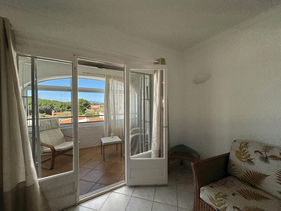 Maison confortable à L'Escala avec piscine privée et wifi Villa in L'Escala