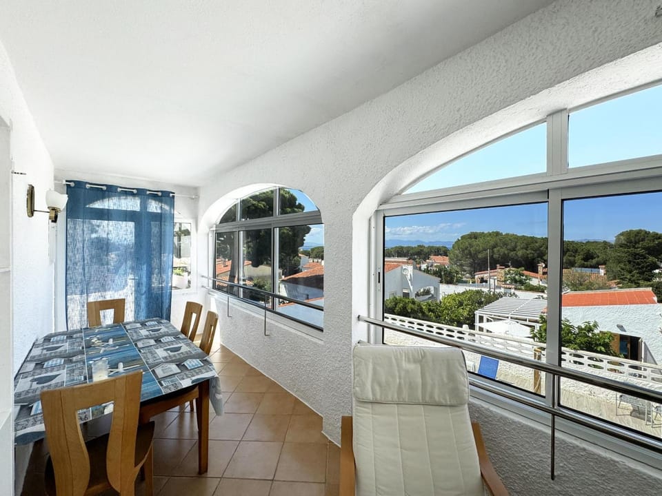 Maison confortable à L'Escala avec piscine privée et wifi Villa in L'Escala