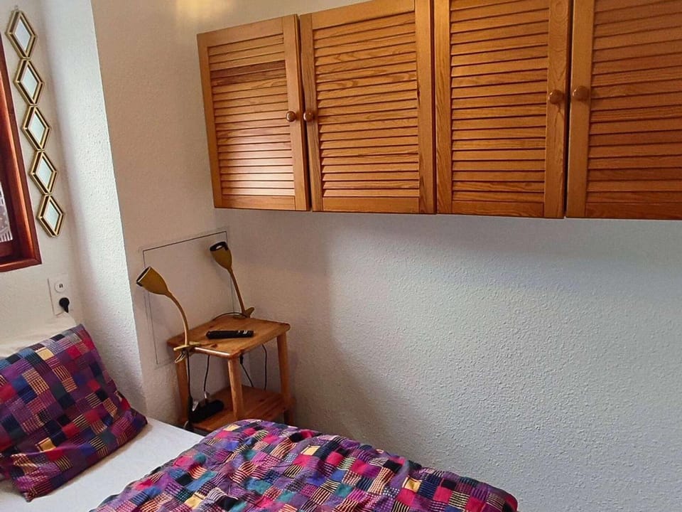 Appartement chaleureux - 4 pers. - FR-1-871-15 Apartment in Auvergne-Rhône-Alpes