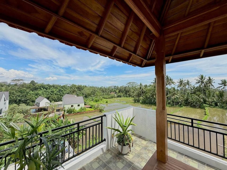 View (from property/room), Balcony/Terrace