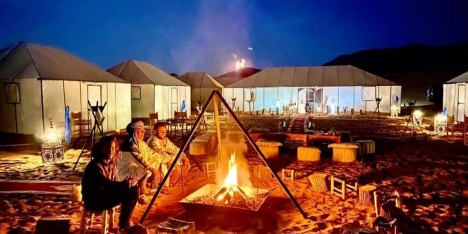 Night, People, Natural landscape, fireplace
