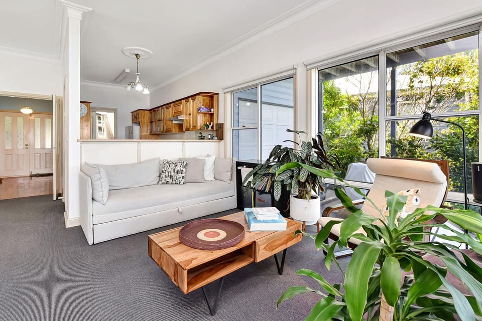Lakehouse on Alexander House in Lake Macquarie