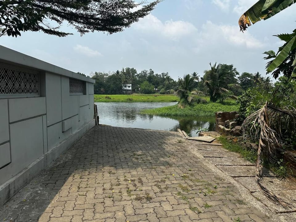 River Garden Residence Cozy & Quiet Apartment in Kochi